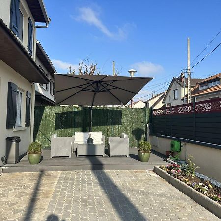 Chambre Pour 2 Personnes Avec Lit Separe Dans La Banlieue Parisienne Bondy Extérieur photo