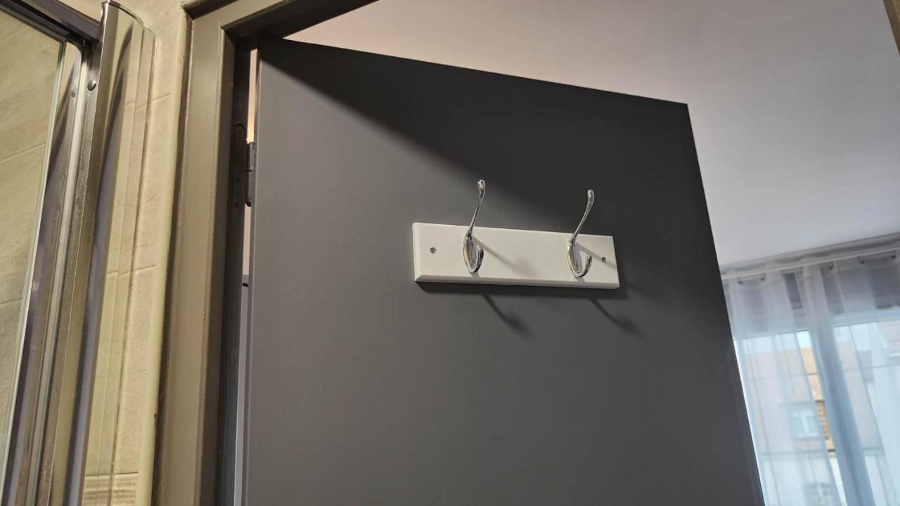 Chambre Pour 2 Personnes Avec Lit Separe Dans La Banlieue Parisienne Bondy Extérieur photo